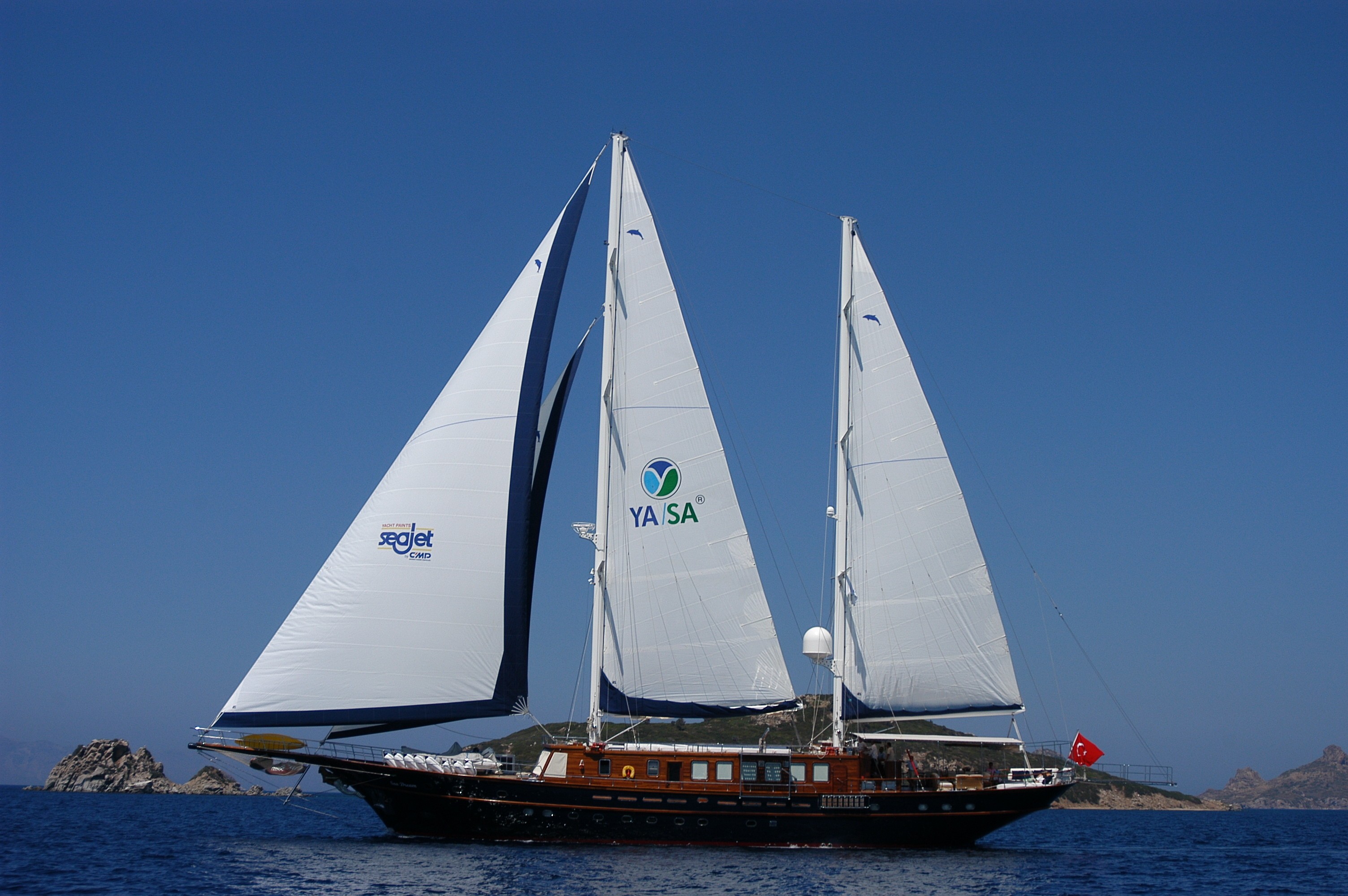[39m-Yacht-SEA-DREAM]-10014-161.jpg
