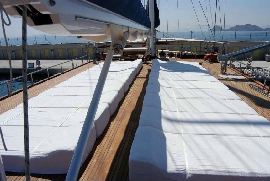 [39m-Yacht-SEA-DREAM]-10014-171.jpg