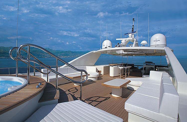 [40m-Yacht-BLUE-BREEZE]-1189-13.jpg