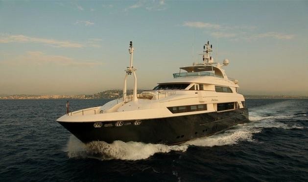 [40m-Yacht-LADY-LEILA]-1687-124.jpg
