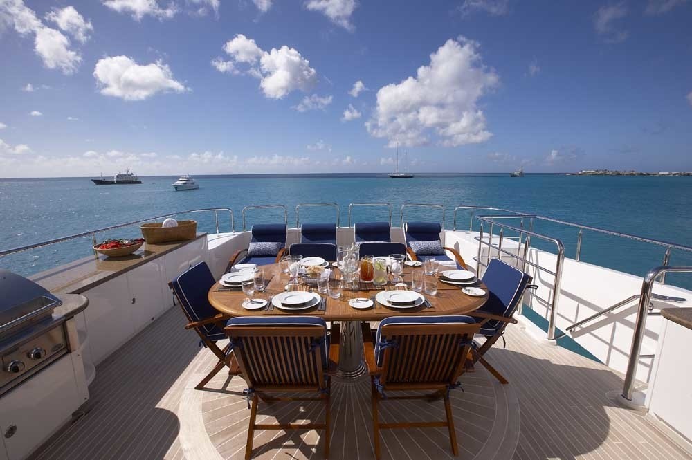 [40m-Yacht-LADY-LEILA]-1687-81.jpg