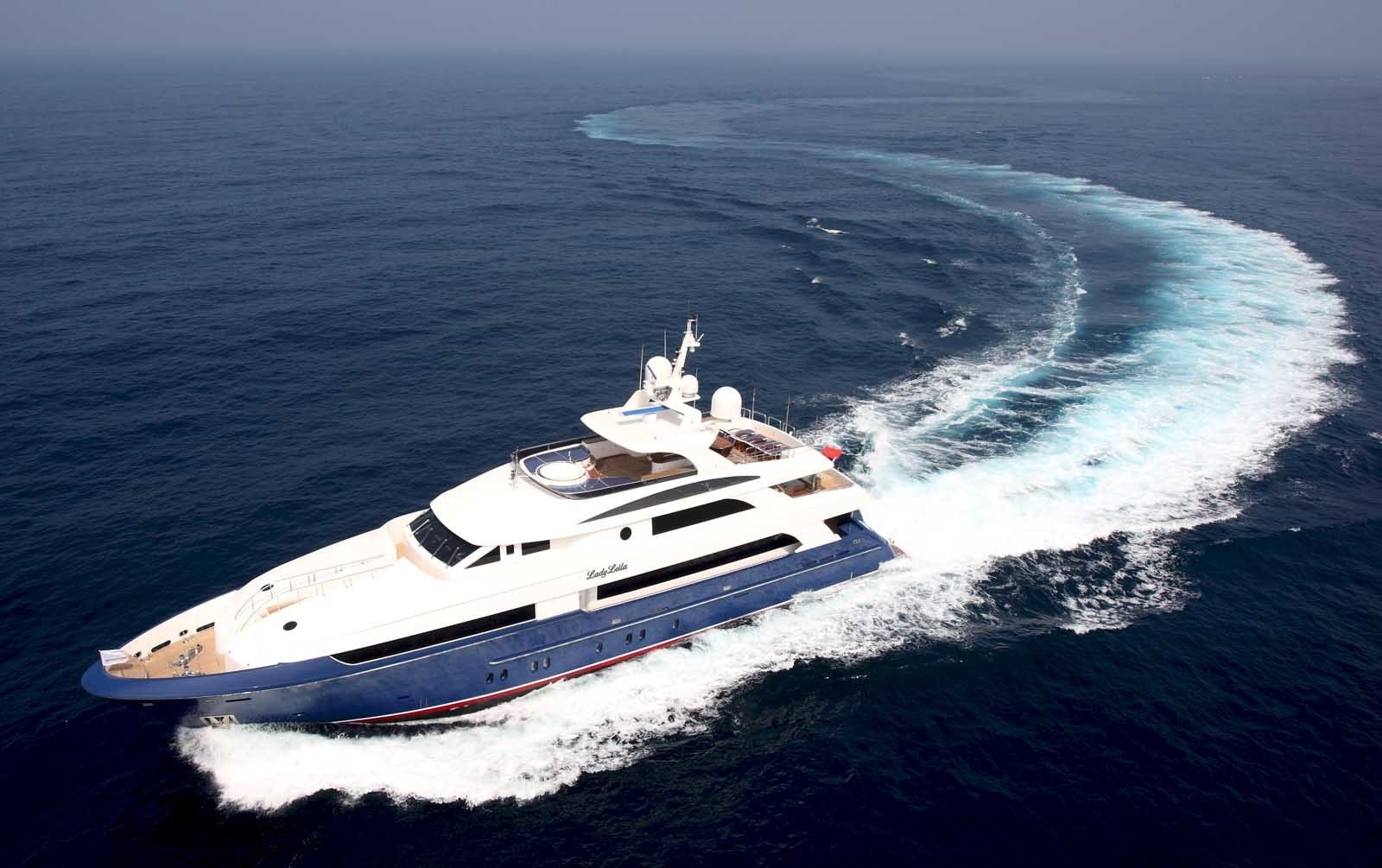[40m-Yacht-LADY-LEILA]-1687-88.jpg