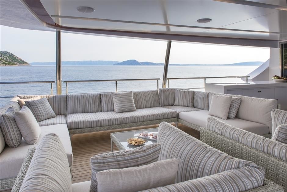 [40m-Yacht-ORYX]-11789-8.jpg
