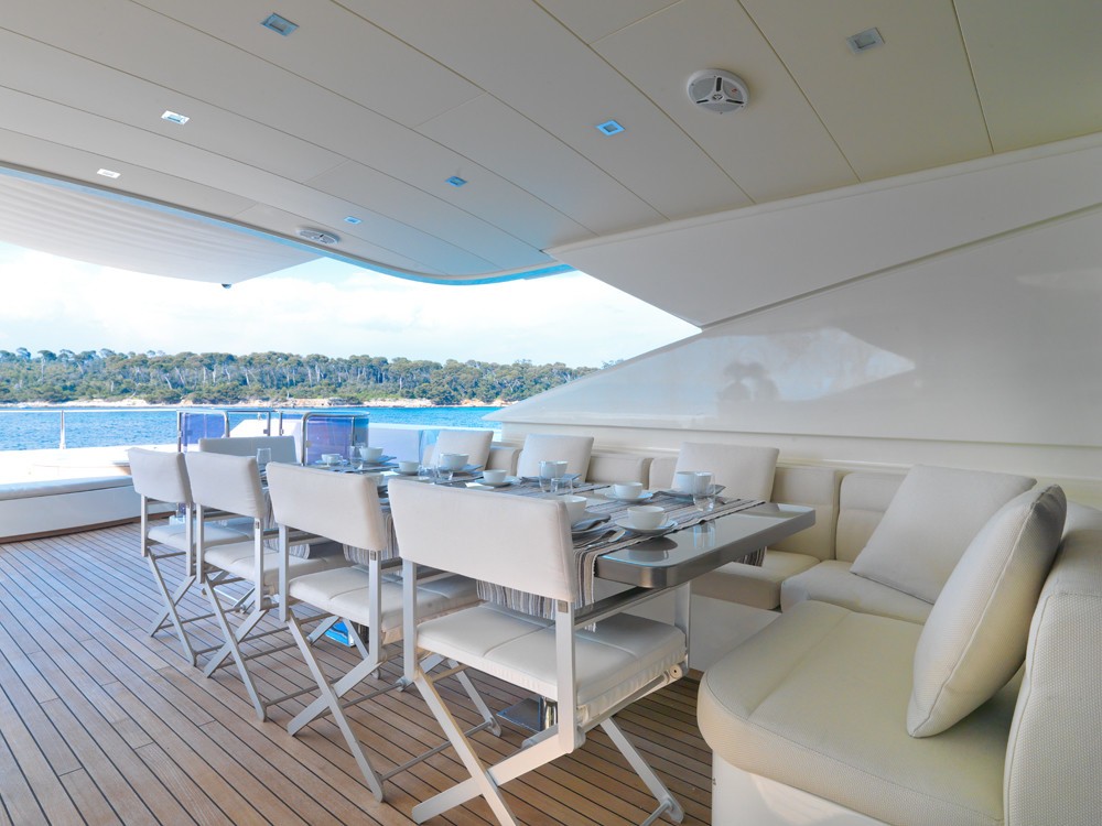 [40m-Yacht-SIERRA-ROMEO]-1228-137.jpg
