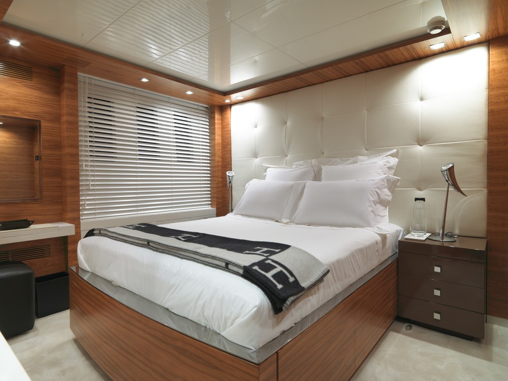 [40m-Yacht-SIERRA-ROMEO]-1228-176.jpg