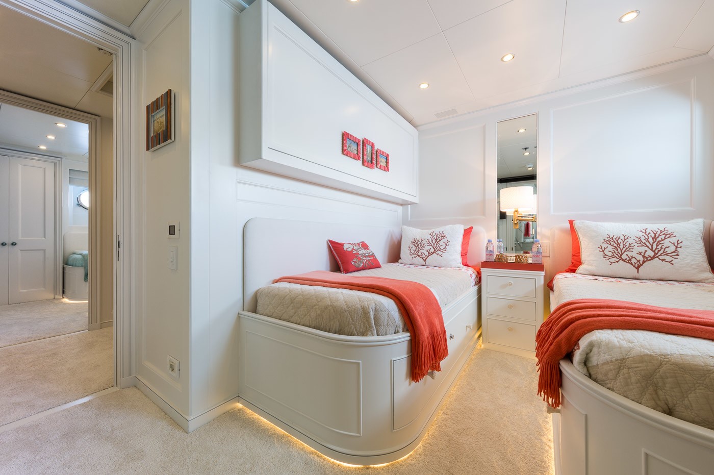 [42m-Yacht-BINA]-1126-174.jpg