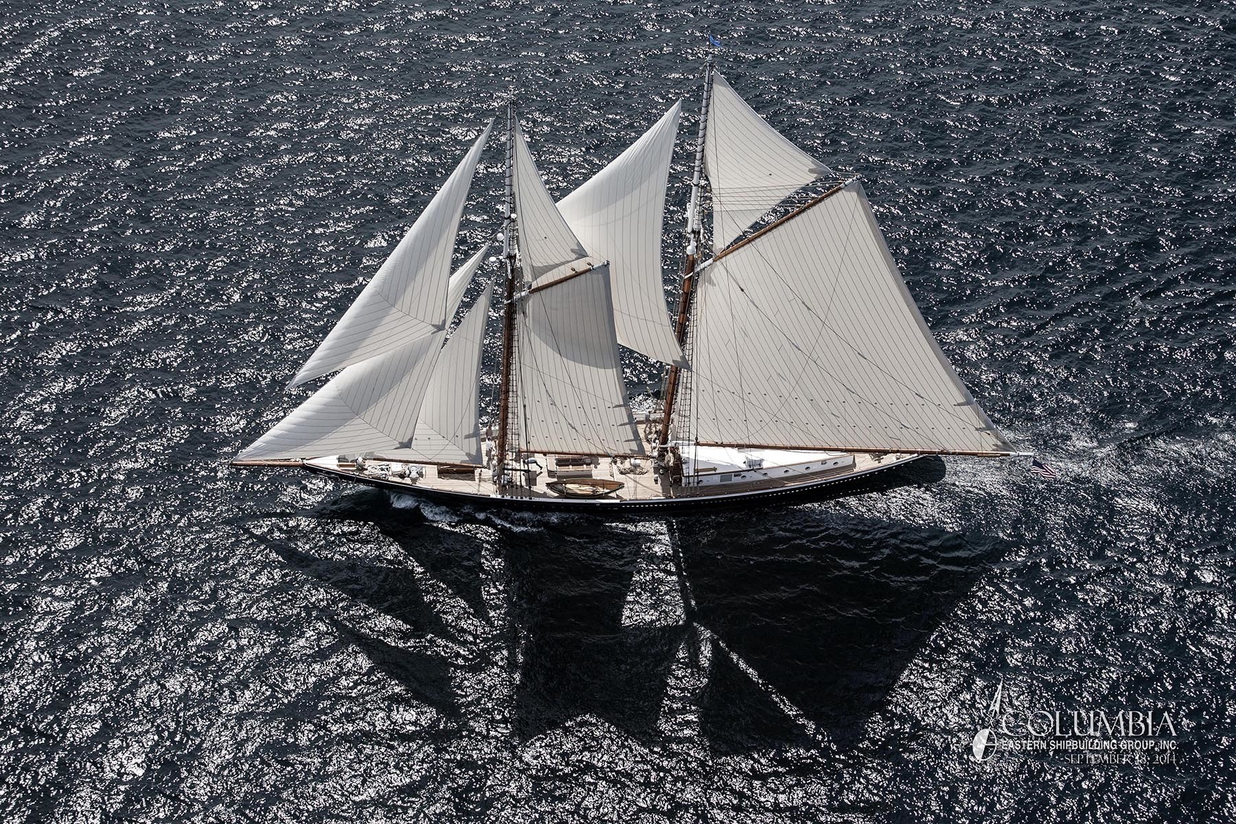 [42m-Yacht-COLUMBIA]-10291-105.jpg