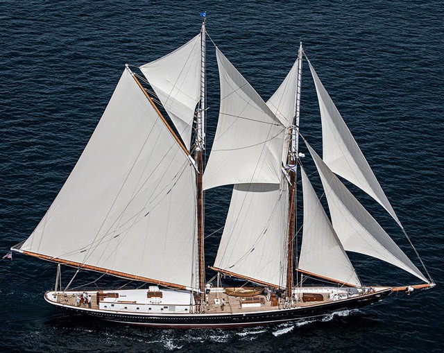 [42m-Yacht-COLUMBIA]-10291-170.jpg