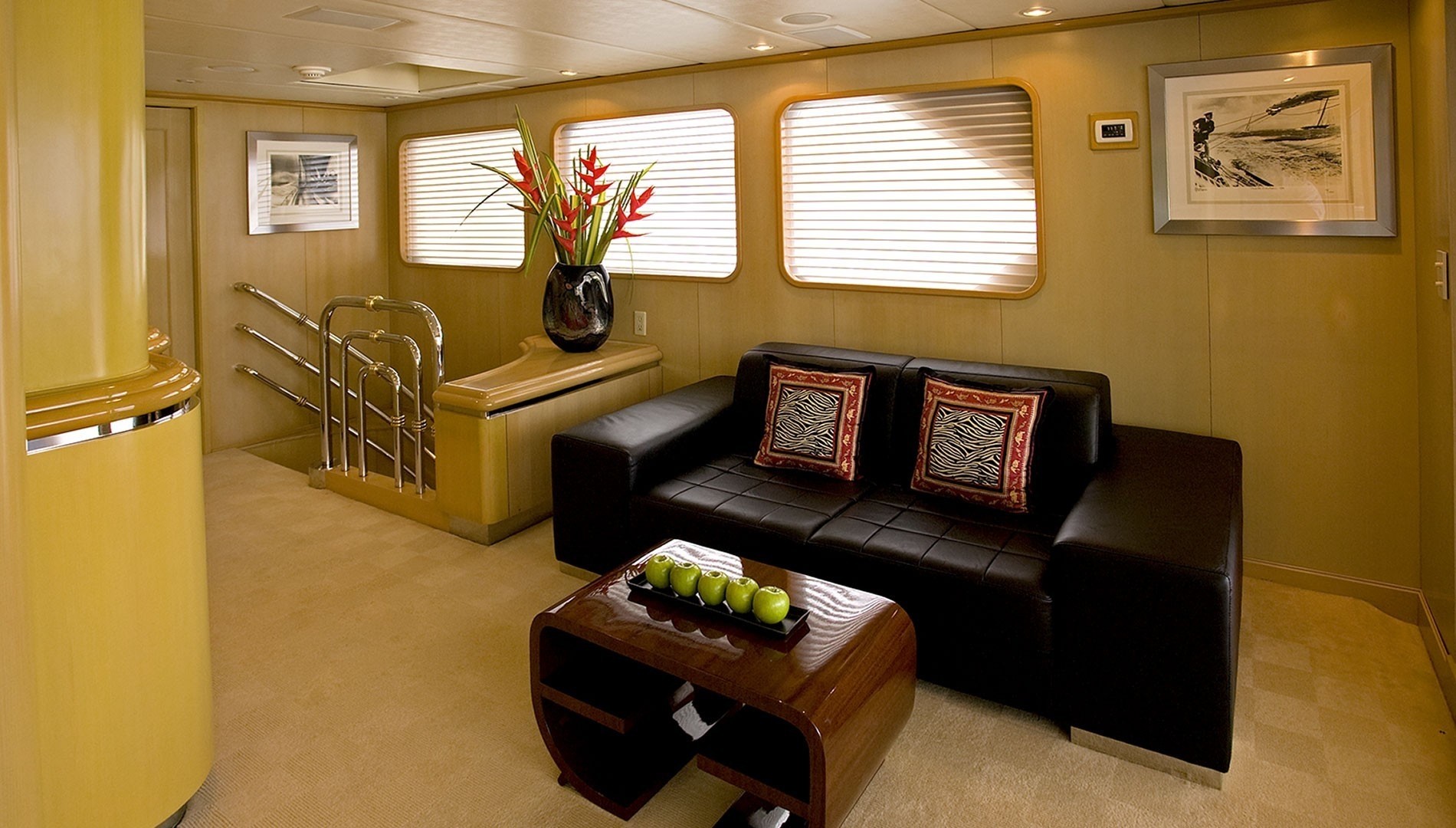 [42m-Yacht-MAVERICK-II]-1235-152.jpg