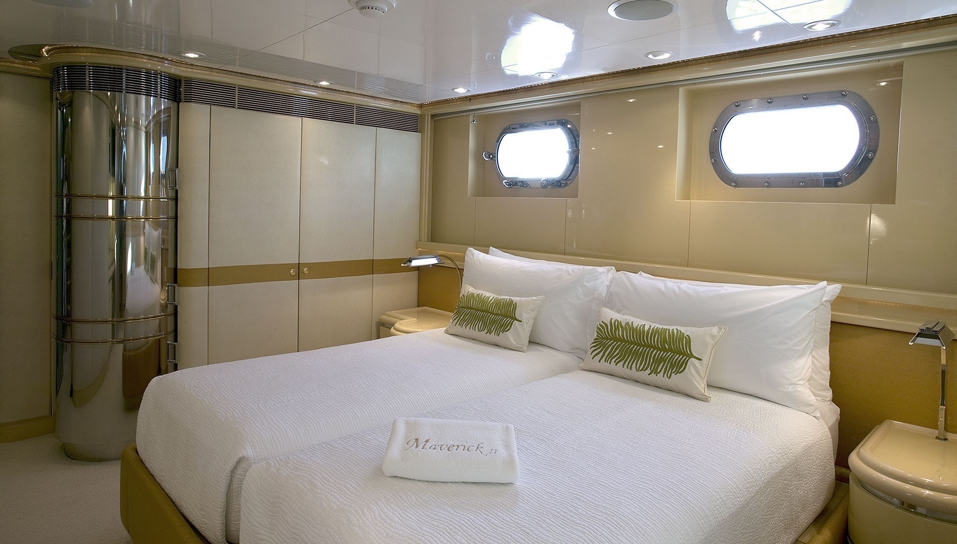 [42m-Yacht-MAVERICK-II]-1235-198.jpg