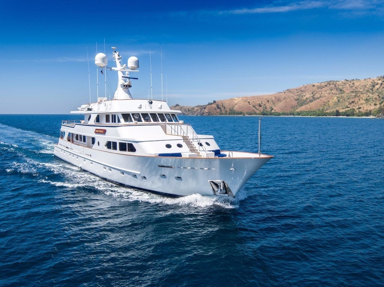 [42m-Yacht-MAVERICK-II]-1235-38.jpg