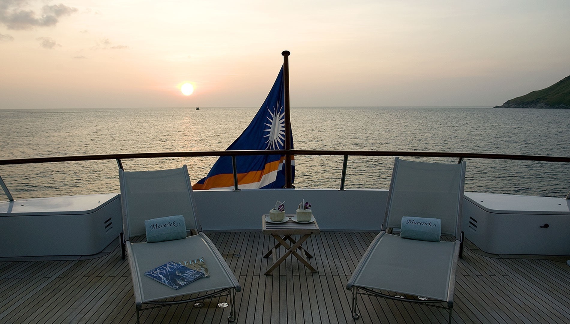 [42m-Yacht-MAVERICK-II]-1235-79.jpg