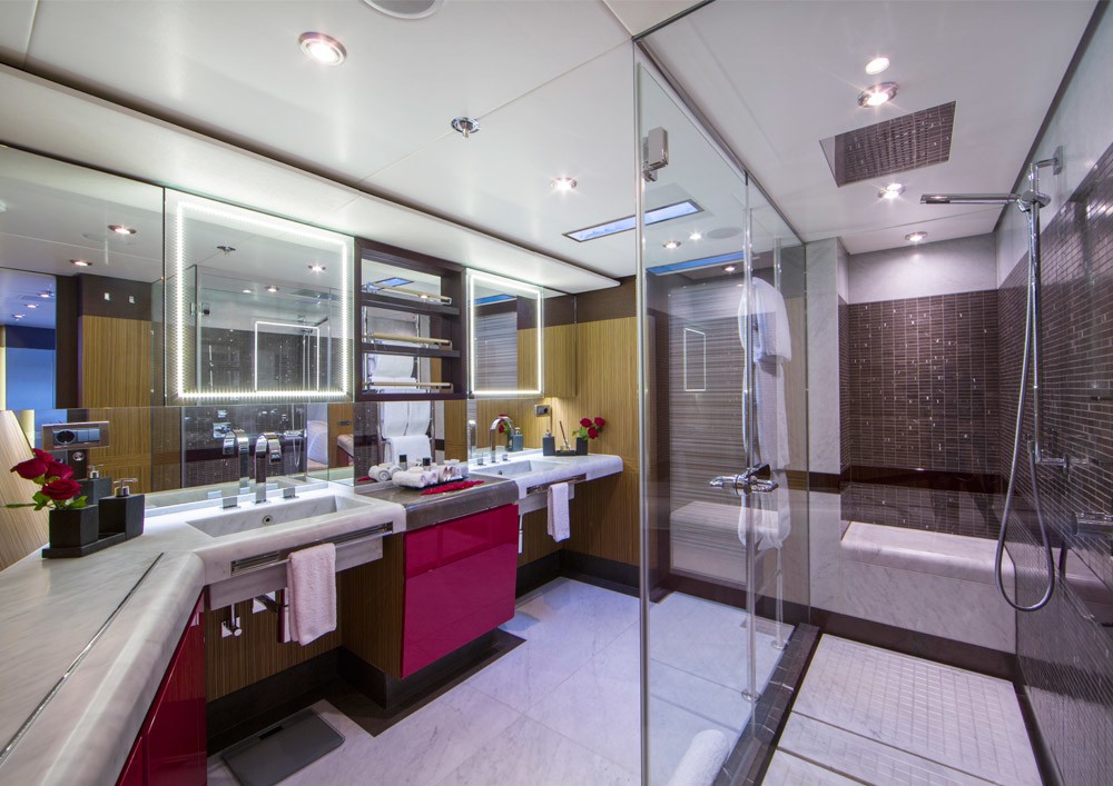 [42m-Yacht-ROBUSTO]-1376-147.jpg