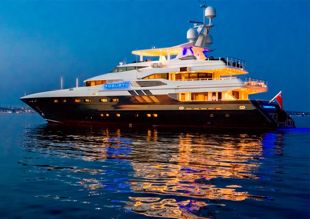 [42m-Yacht-ROBUSTO]-1376-185.jpg