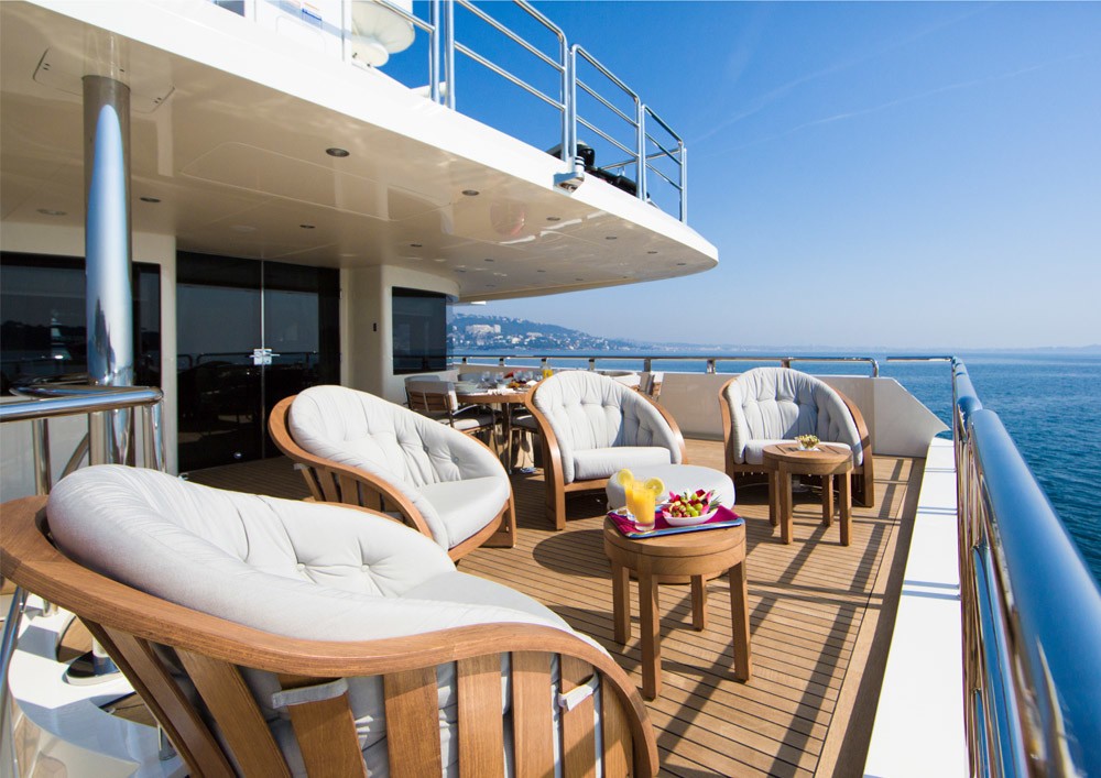 [42m-Yacht-ROBUSTO]-1376-79.jpg