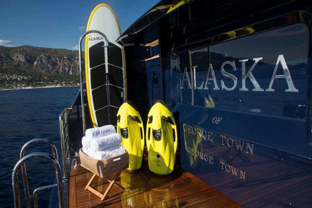 [43m-Yacht-ALASKA-OF-GEORGE-TOWN]-1091-130.jpg