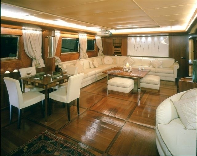 [43m-Yacht-CD-TWO]-11772-86.jpg
