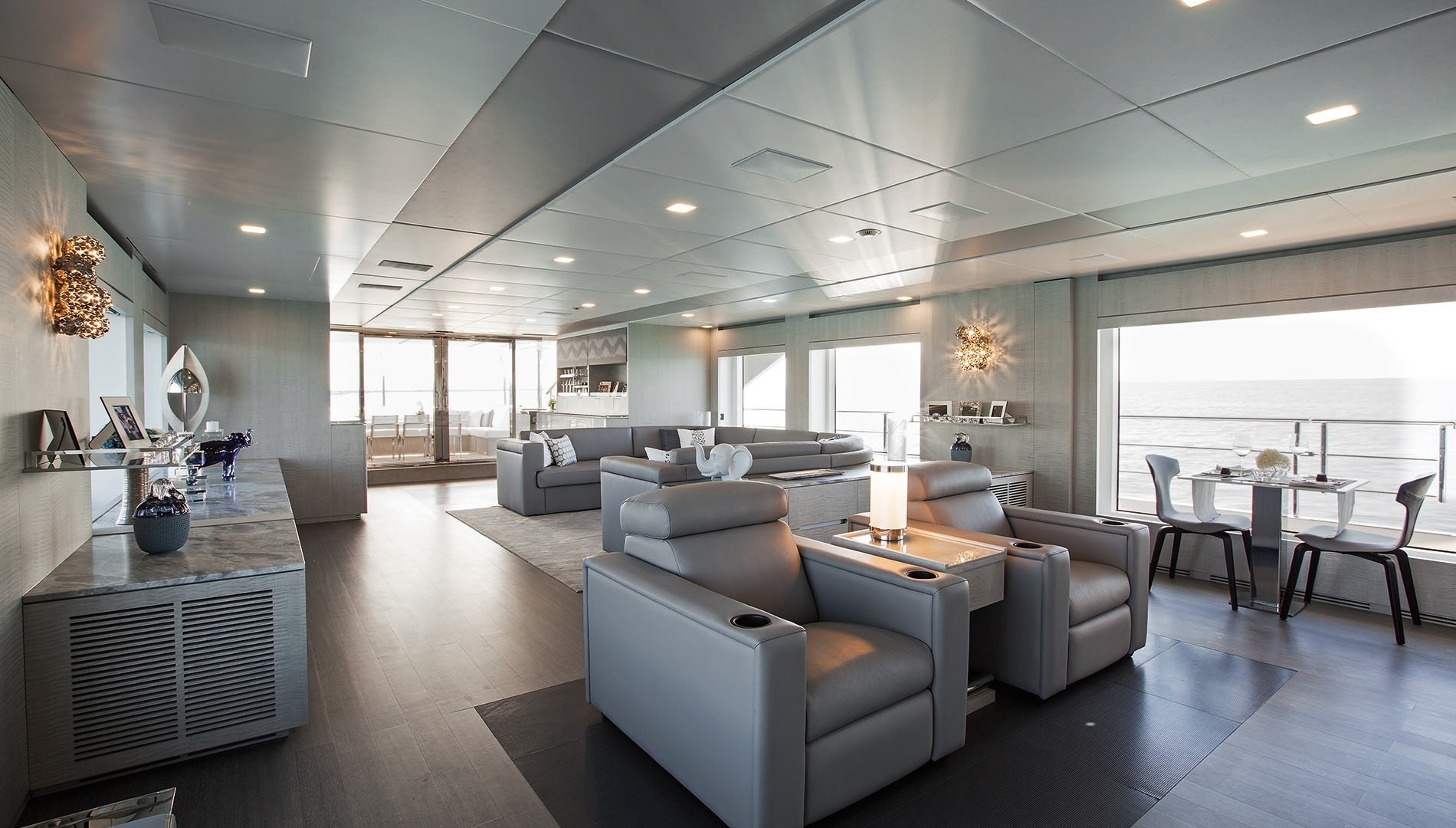 [43m-Yacht-H]-11636-6.jpg
