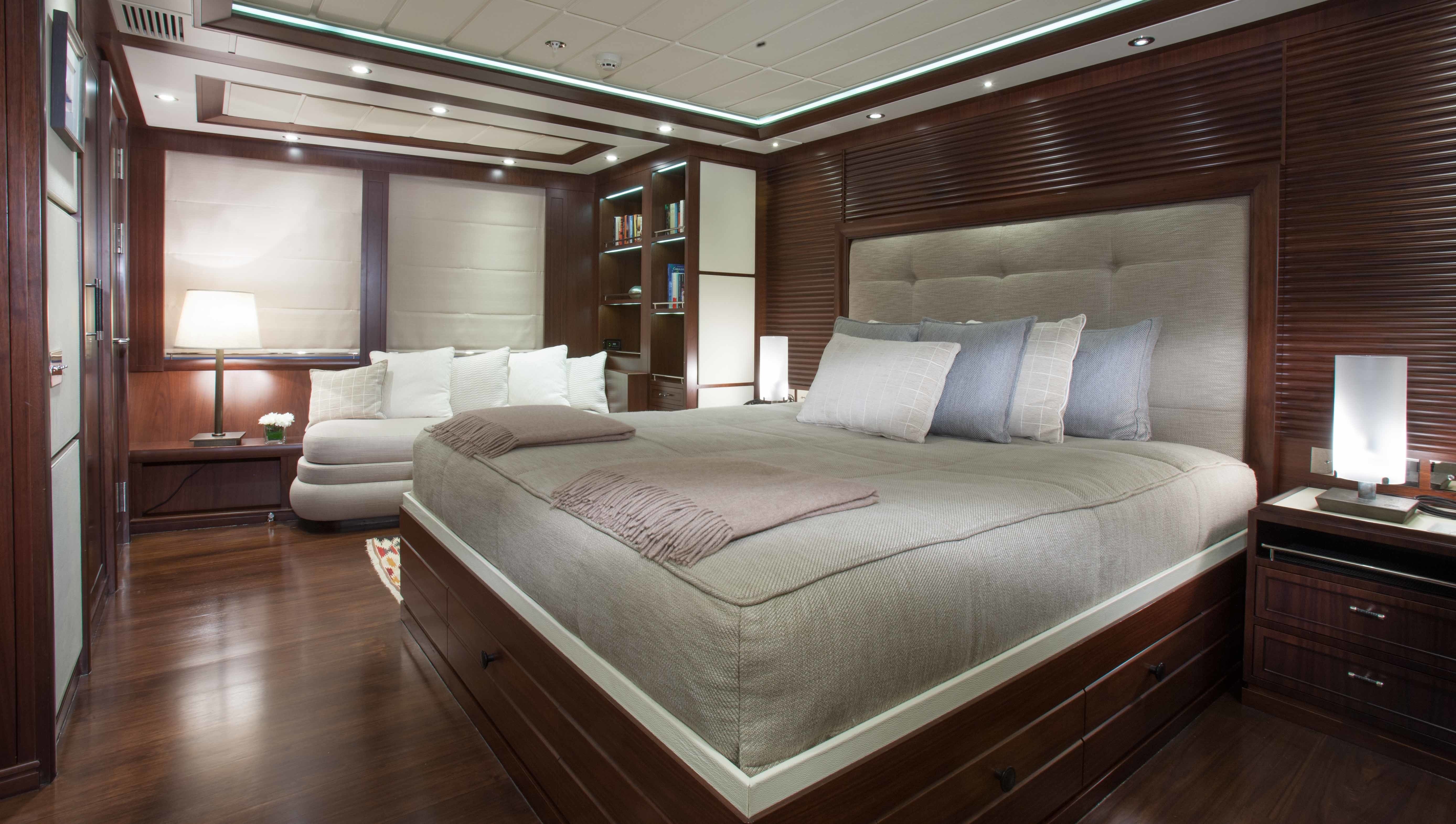 [43m-Yacht-ICE-LADY]-10076-34.jpg