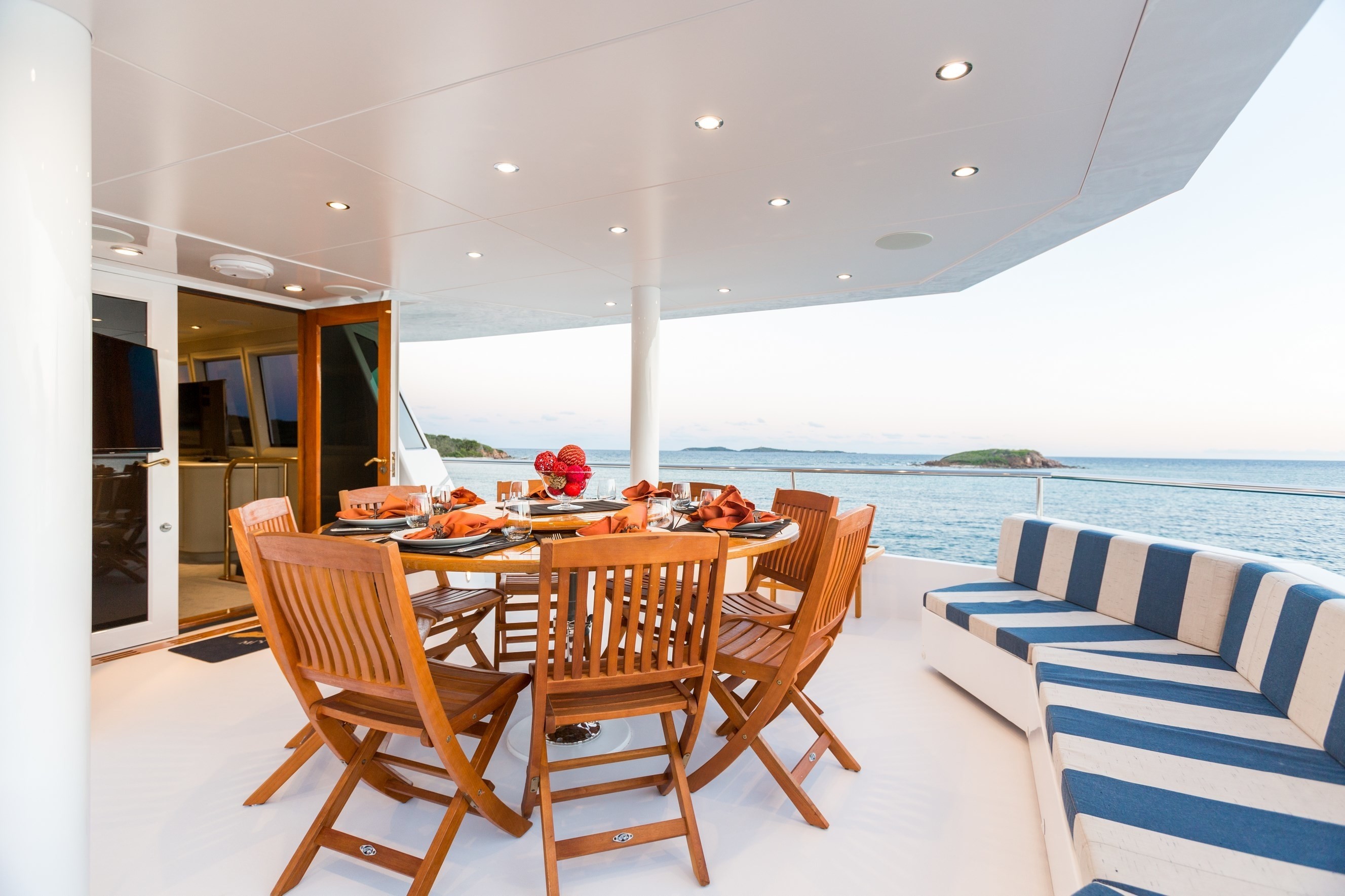 [43m-Yacht-SEA-FALCON]-10183-82.jpg