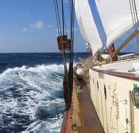 [44m-Yacht-ADORNATE]-11617-12.jpg