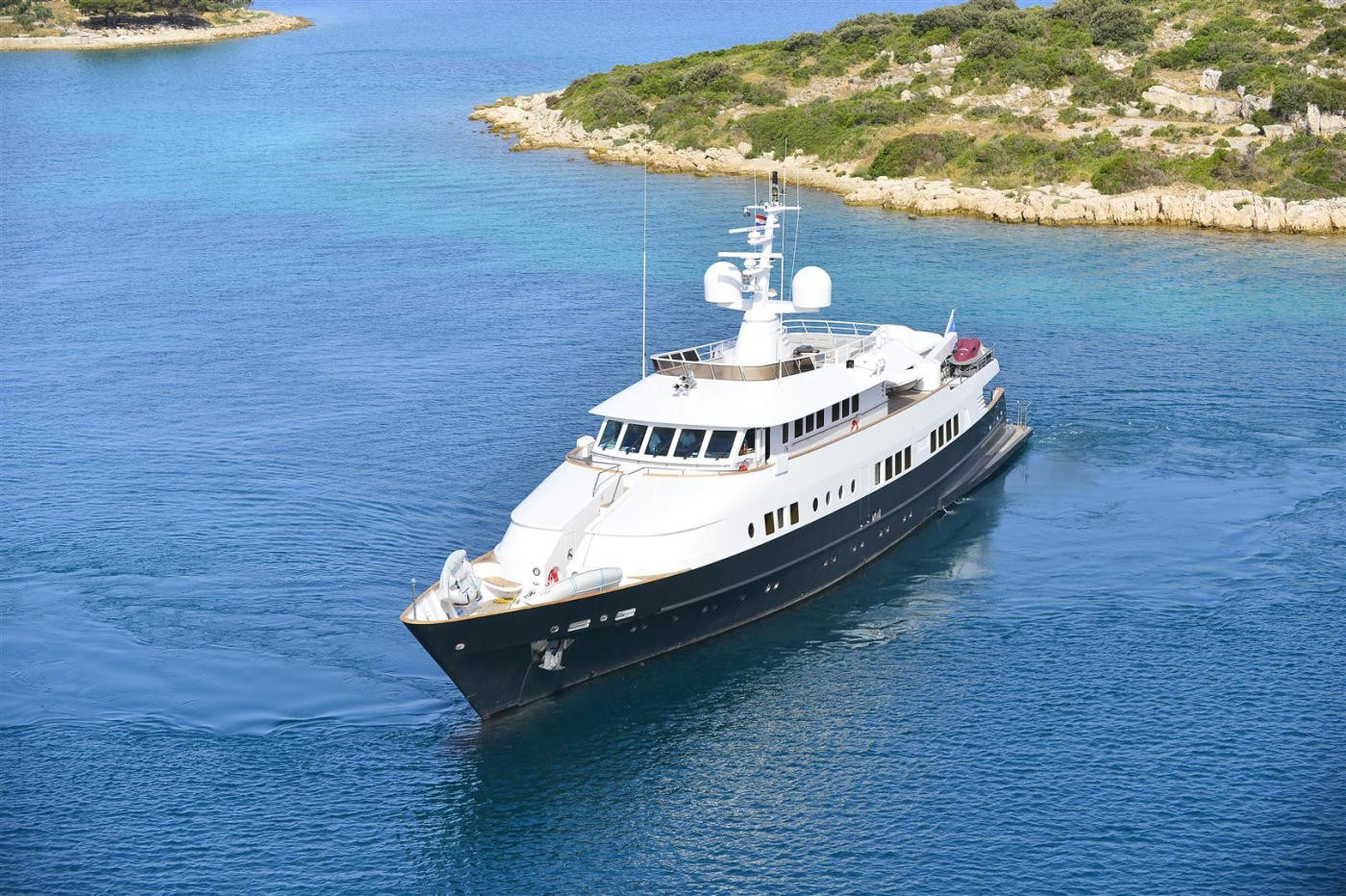 [44m-Yacht-BERZINC]-1482-170.jpg