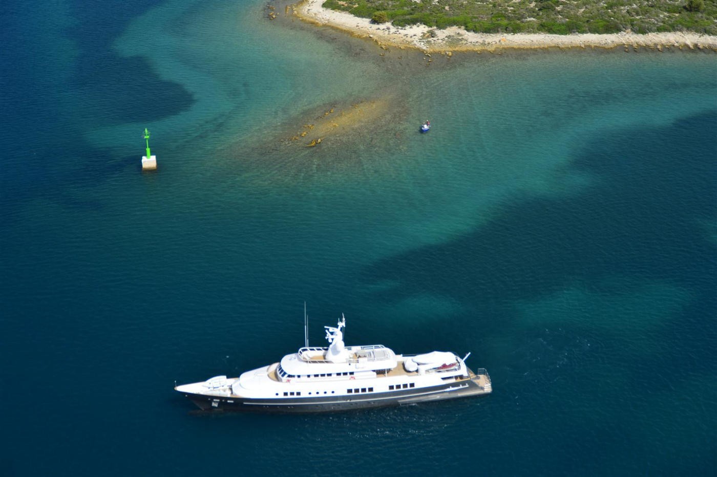 [44m-Yacht-BERZINC]-1482-94.jpg