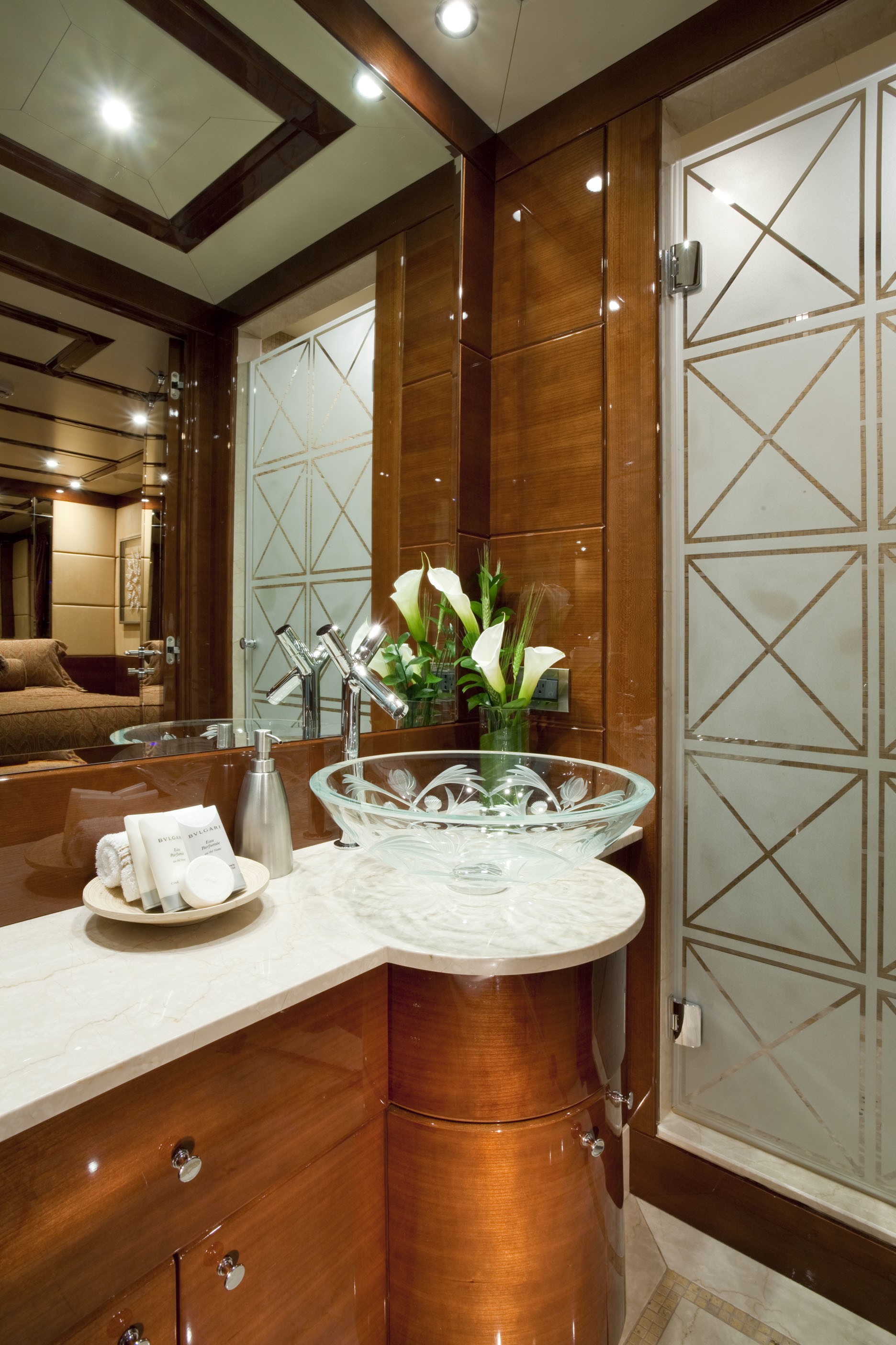 [44m-Yacht-COCO-VIENTE]-1148-16.jpg