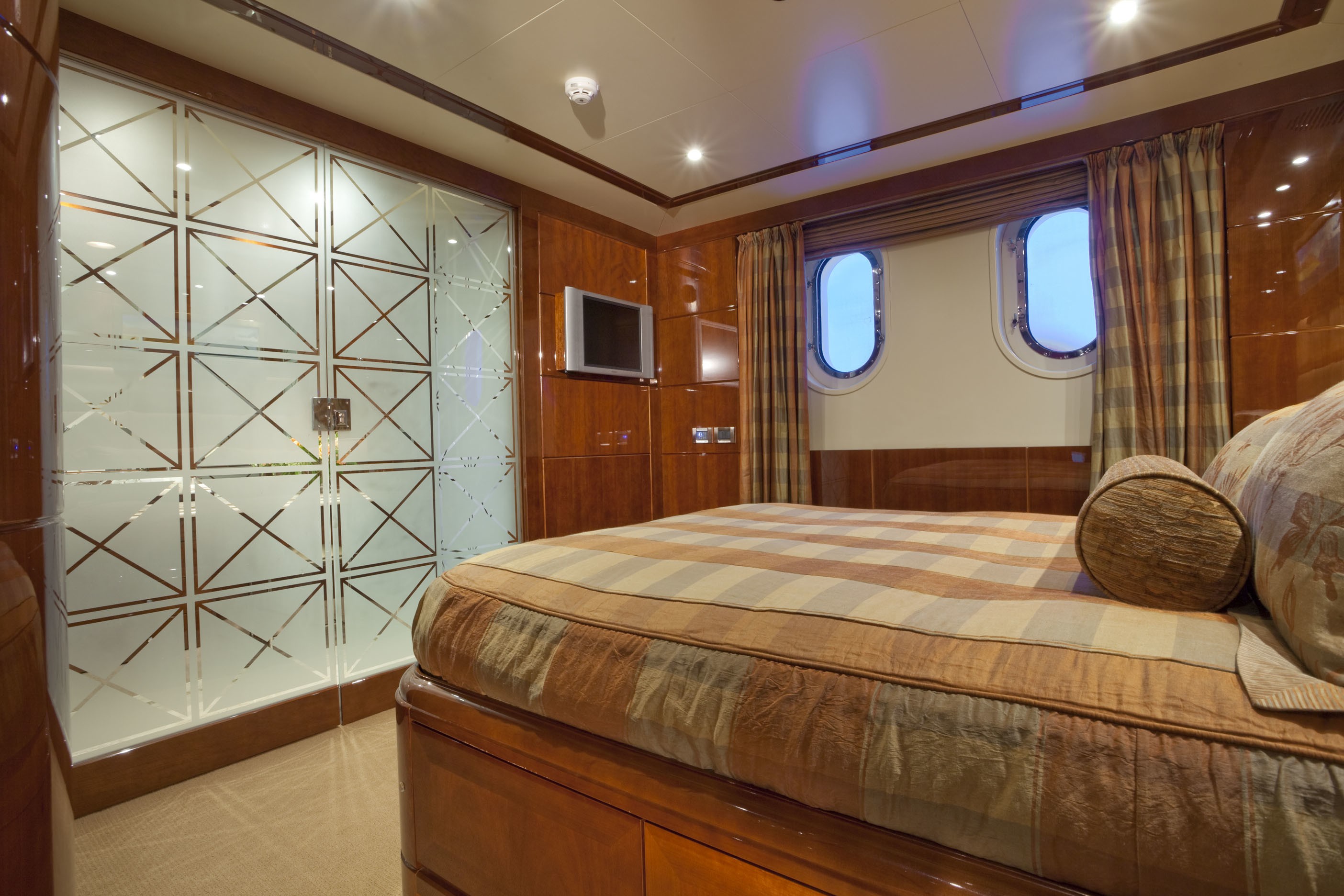 [44m-Yacht-COCO-VIENTE]-1148-173.jpg