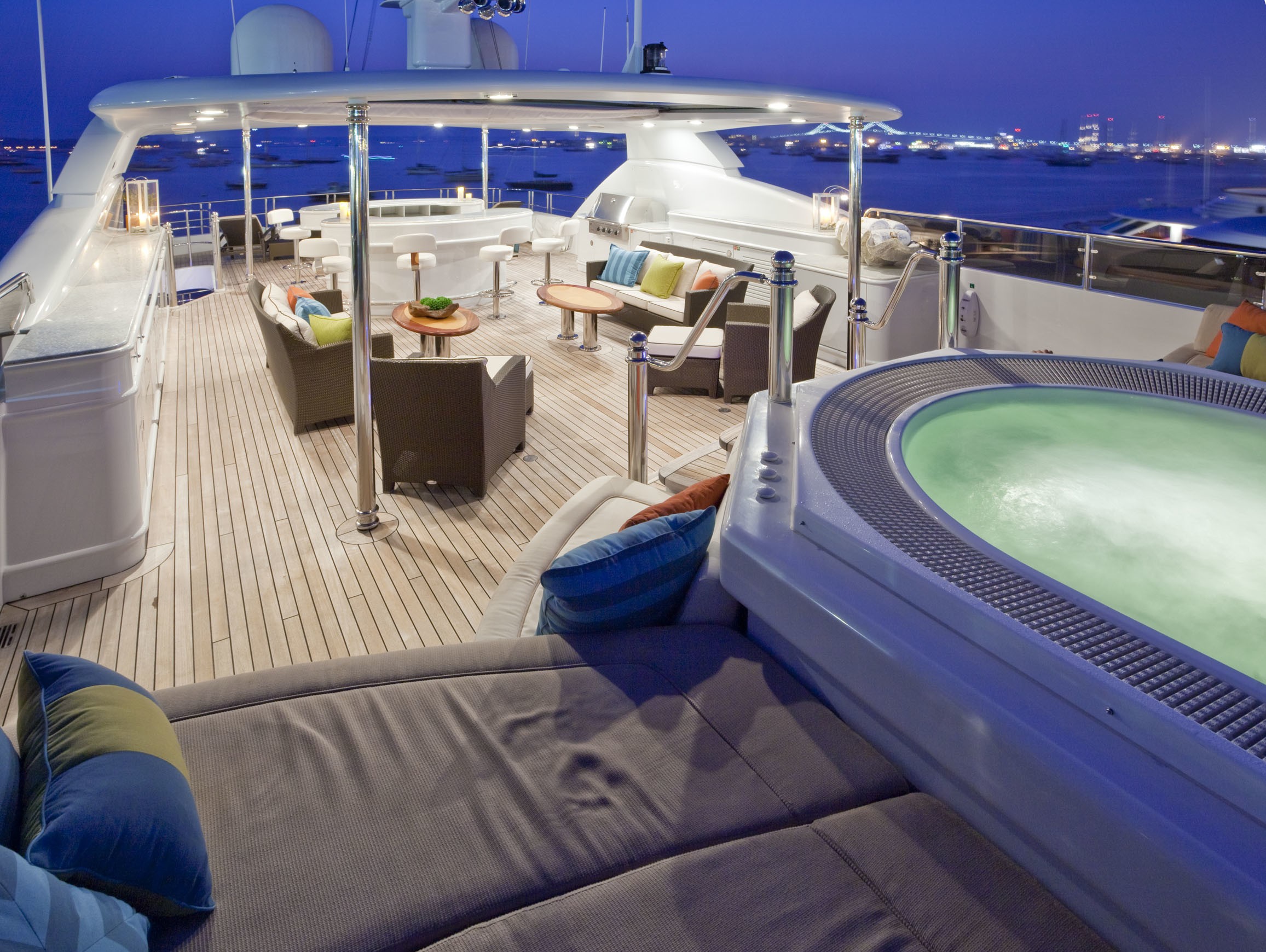 [44m-Yacht-COCO-VIENTE]-1148-19.jpg