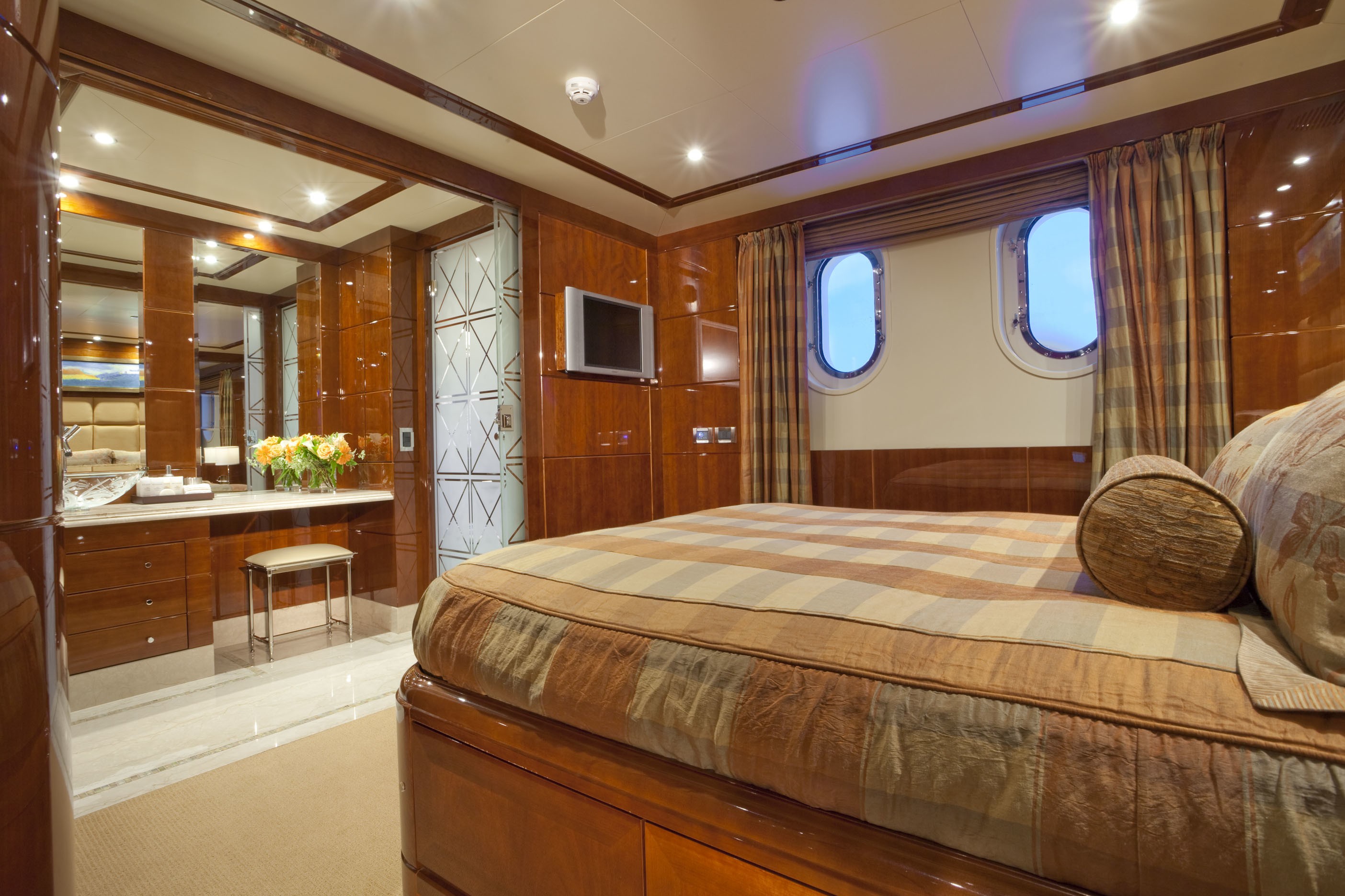 [44m-Yacht-COCO-VIENTE]-1148-21.jpg