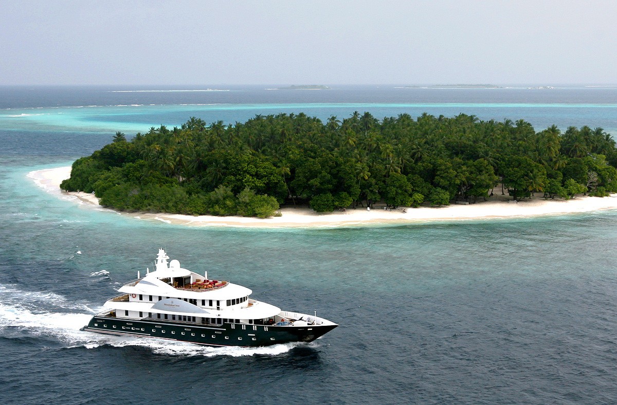 [44m-Yacht-DHAAINKANBAA]-1815-89.jpg