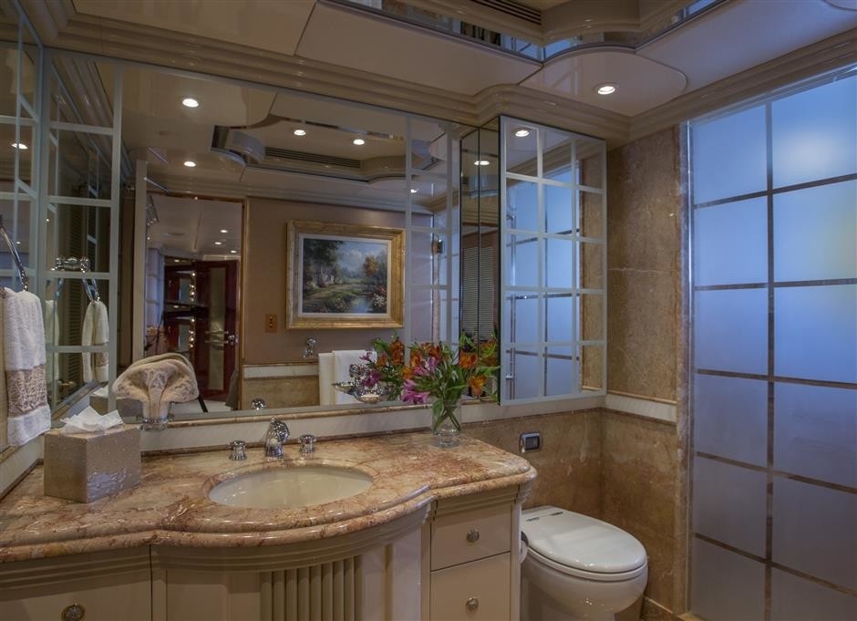 [44m-Yacht-I-LOVE-THIS-BOAT]-1448-175.jpg