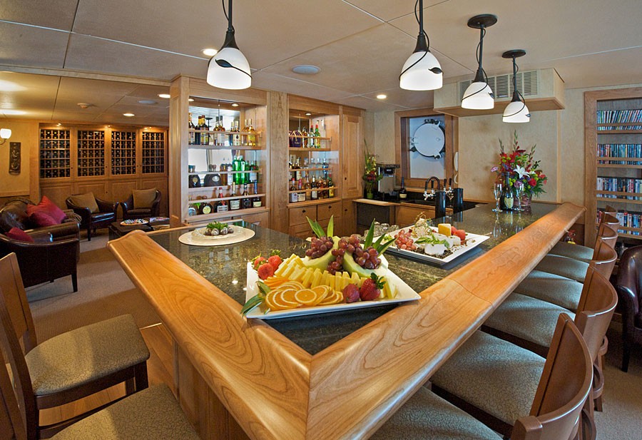 [44m-Yacht-SAFARI-EXPLORER]-1505-128.jpg