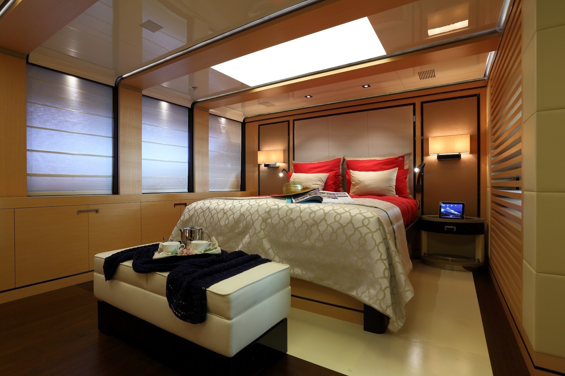 [46m-Yacht-2-LADIES]-12305-142.jpg
