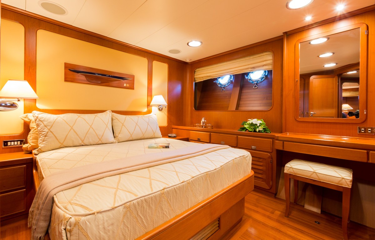 [46m-Yacht-ANTARA]-1338-170.jpg