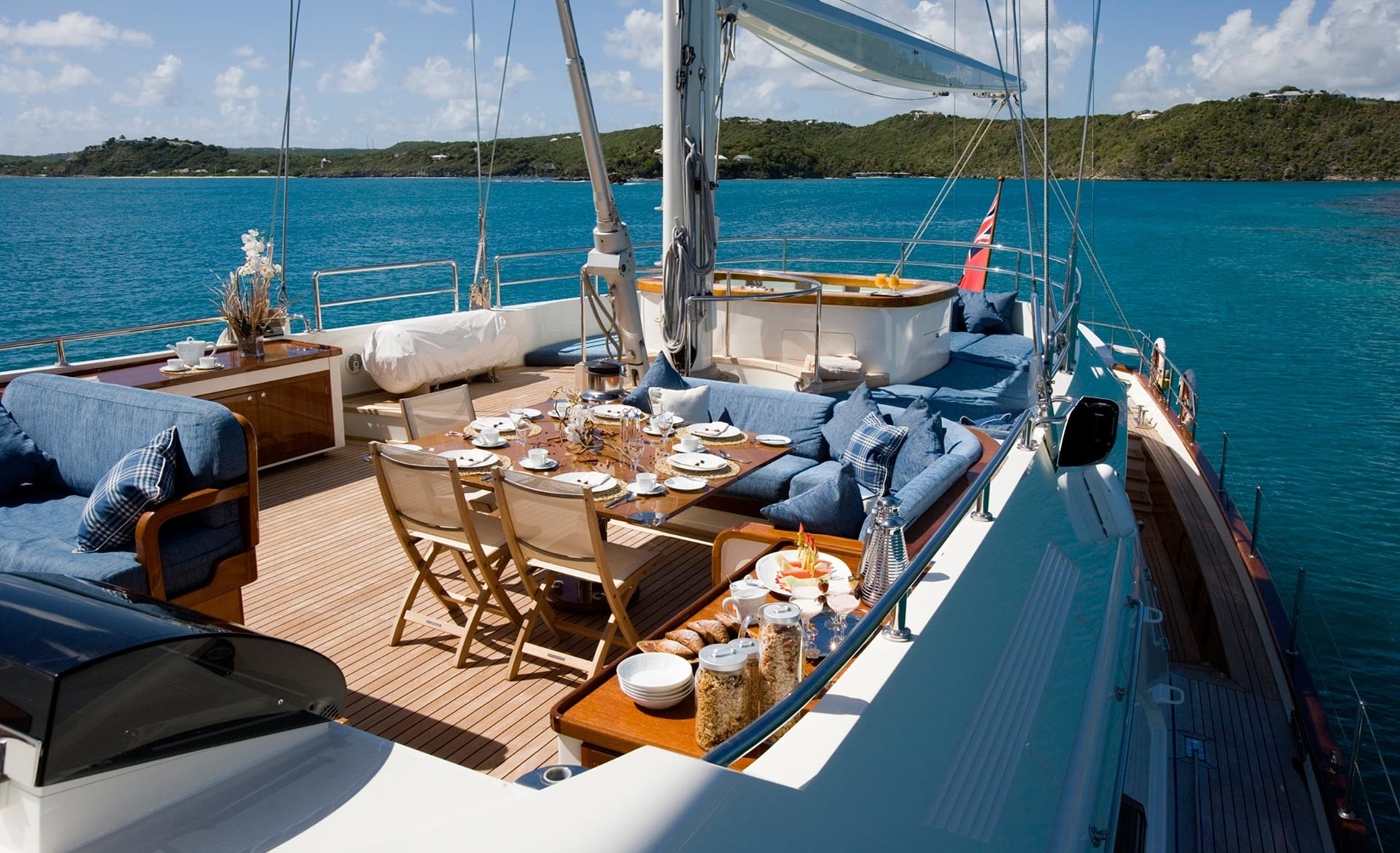 [46m-Yacht-ANTARA]-1338-60.jpg