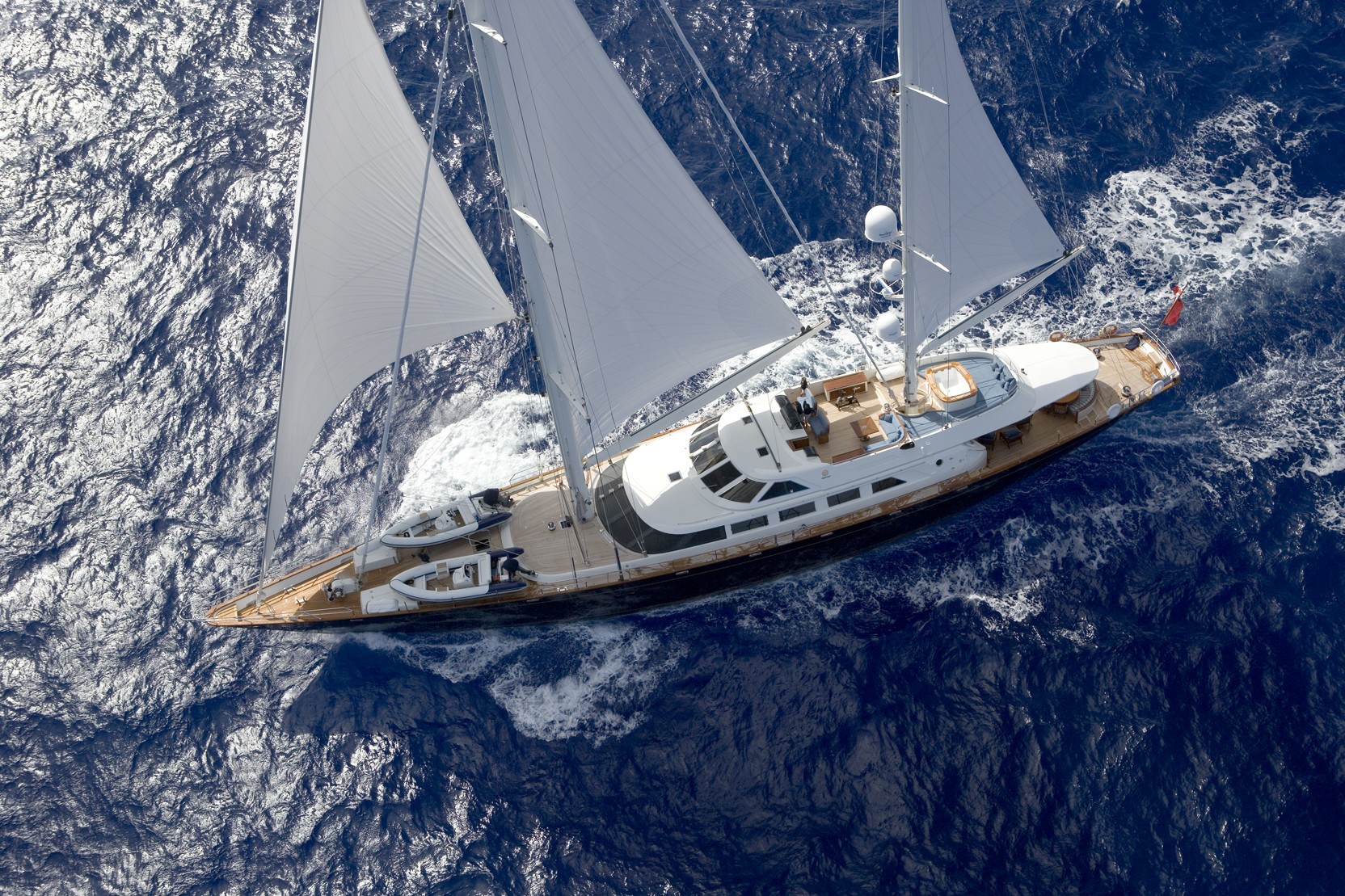 [46m-Yacht-ANTARA]-1338-89.jpg