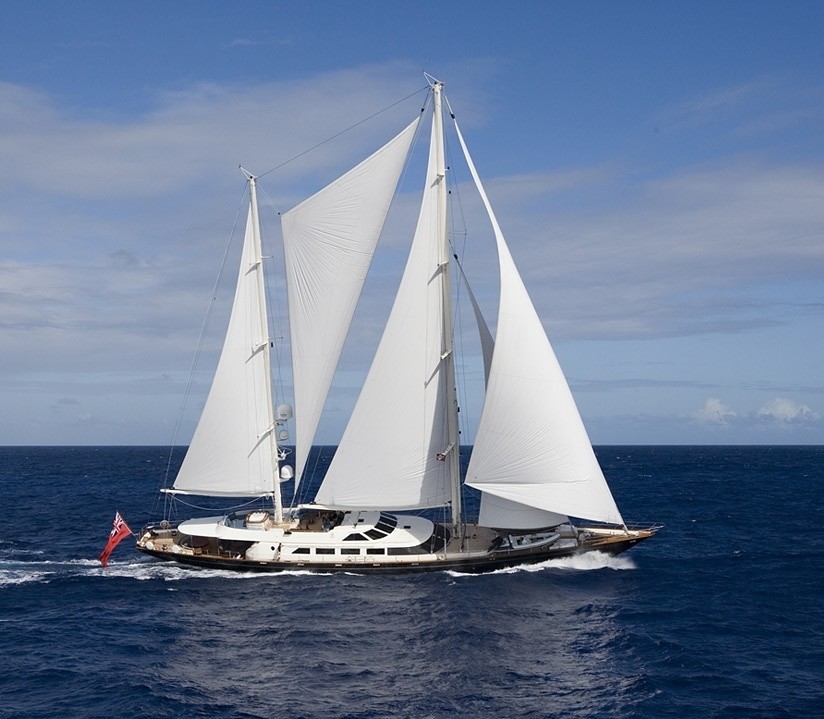 [46m-Yacht-ANTARA]-1338-99.jpg