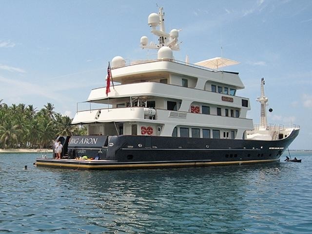 [46m-Yacht-BIG-ARON]-1169-215.jpg