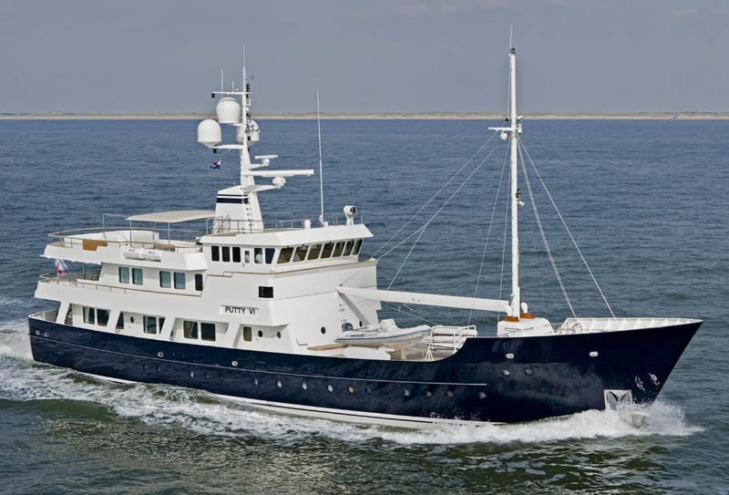 [46m-Yacht-PIONEER]-1360-157.jpg