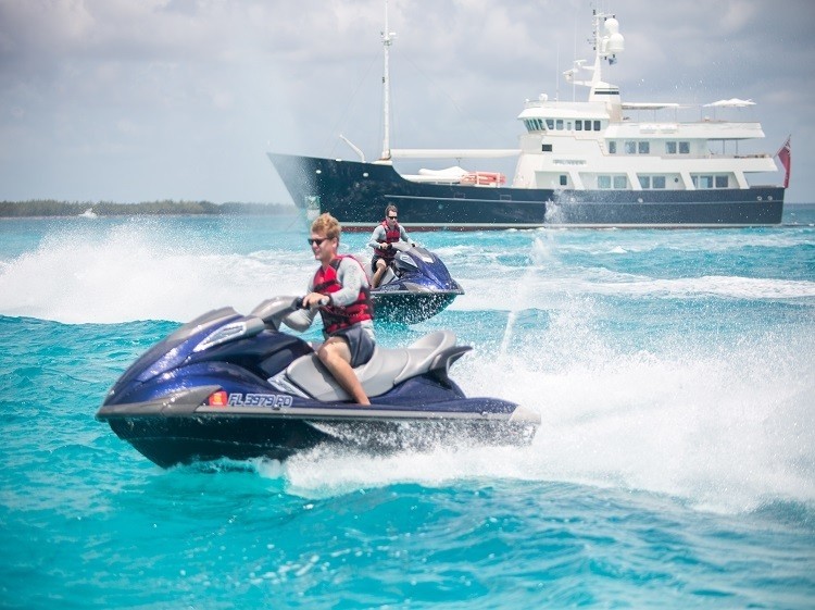 [46m-Yacht-PIONEER]-1360-26.jpg