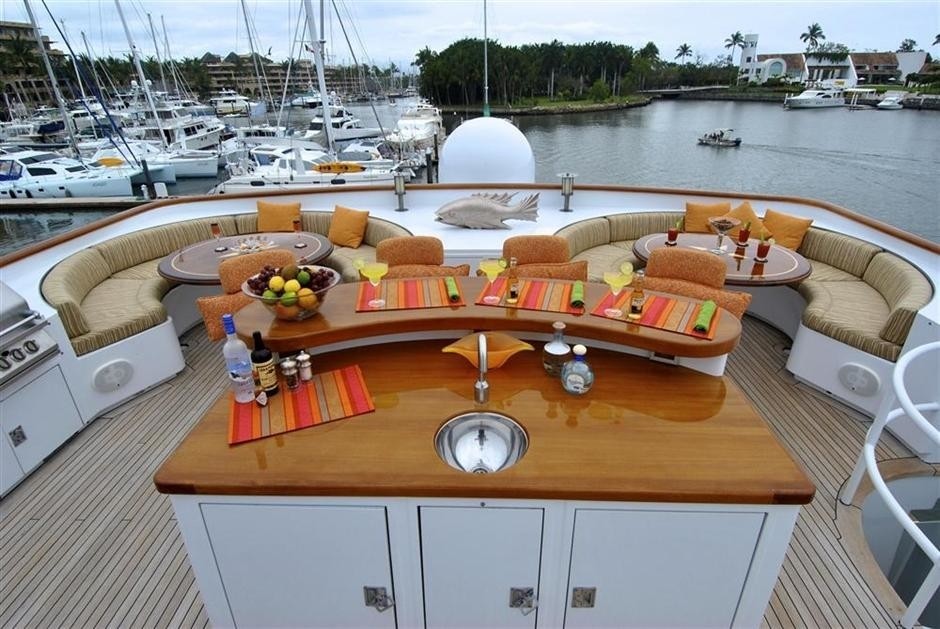 [47m-Yacht-EL-DUENDE]-1520-105.jpg