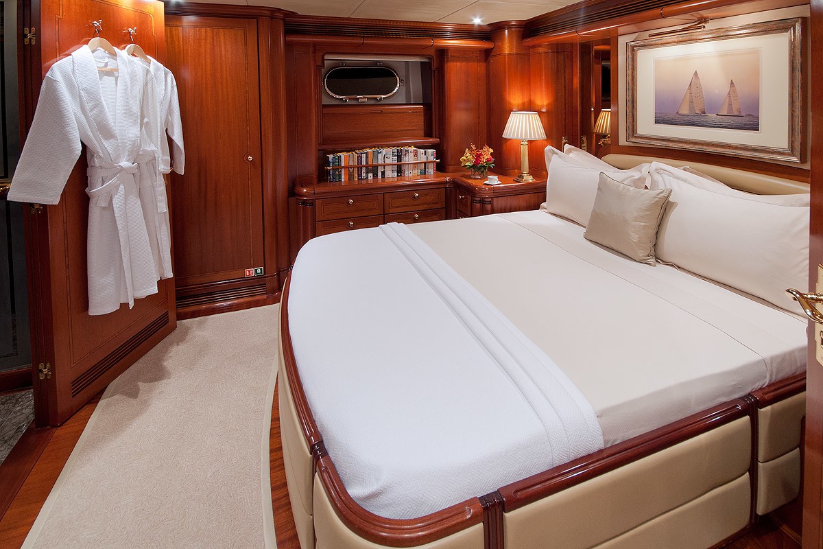 [47m-Yacht-HYPERION]-1095-219.jpg