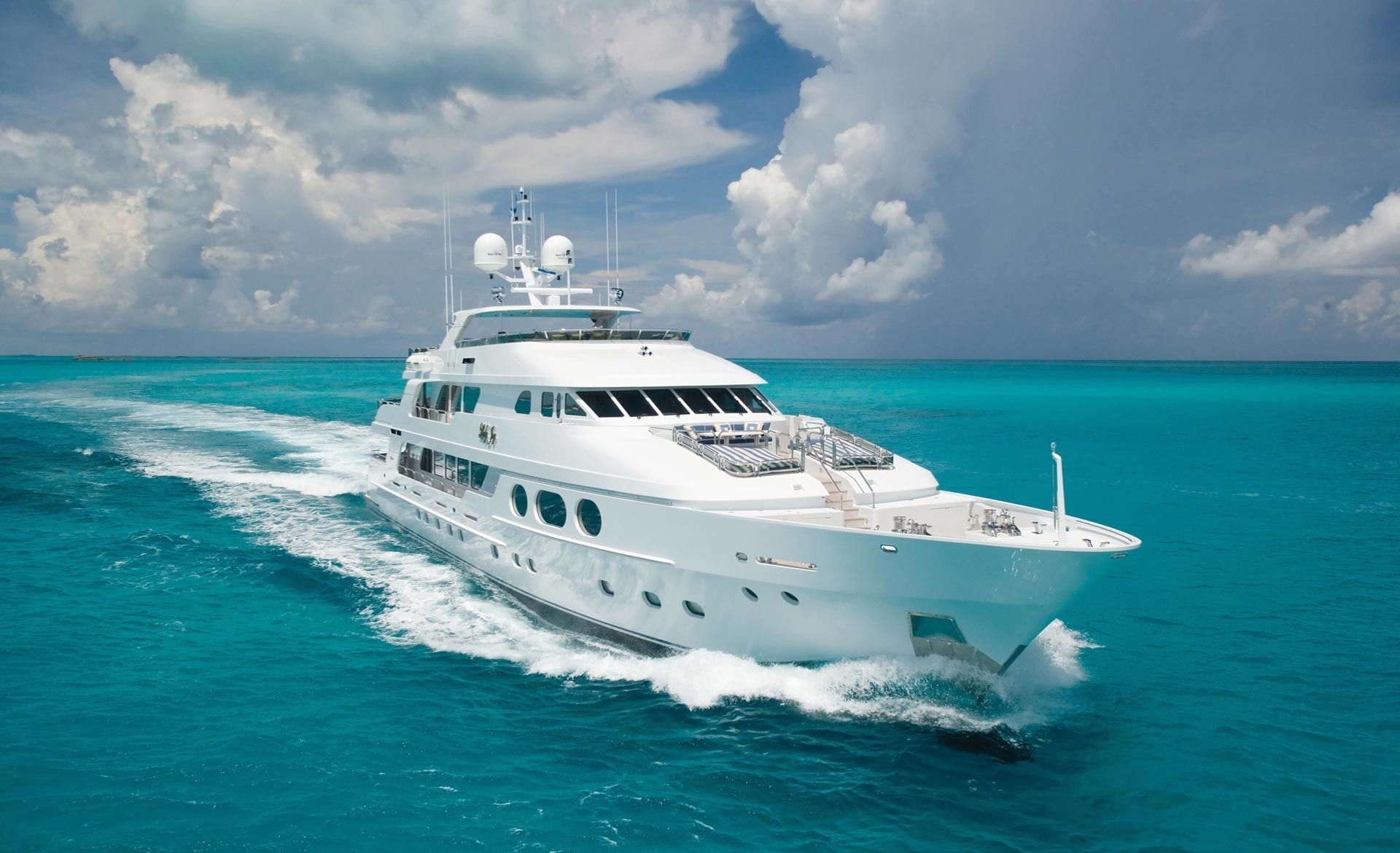 [48m-Yacht-LADY-JOY]-1359-219.jpg