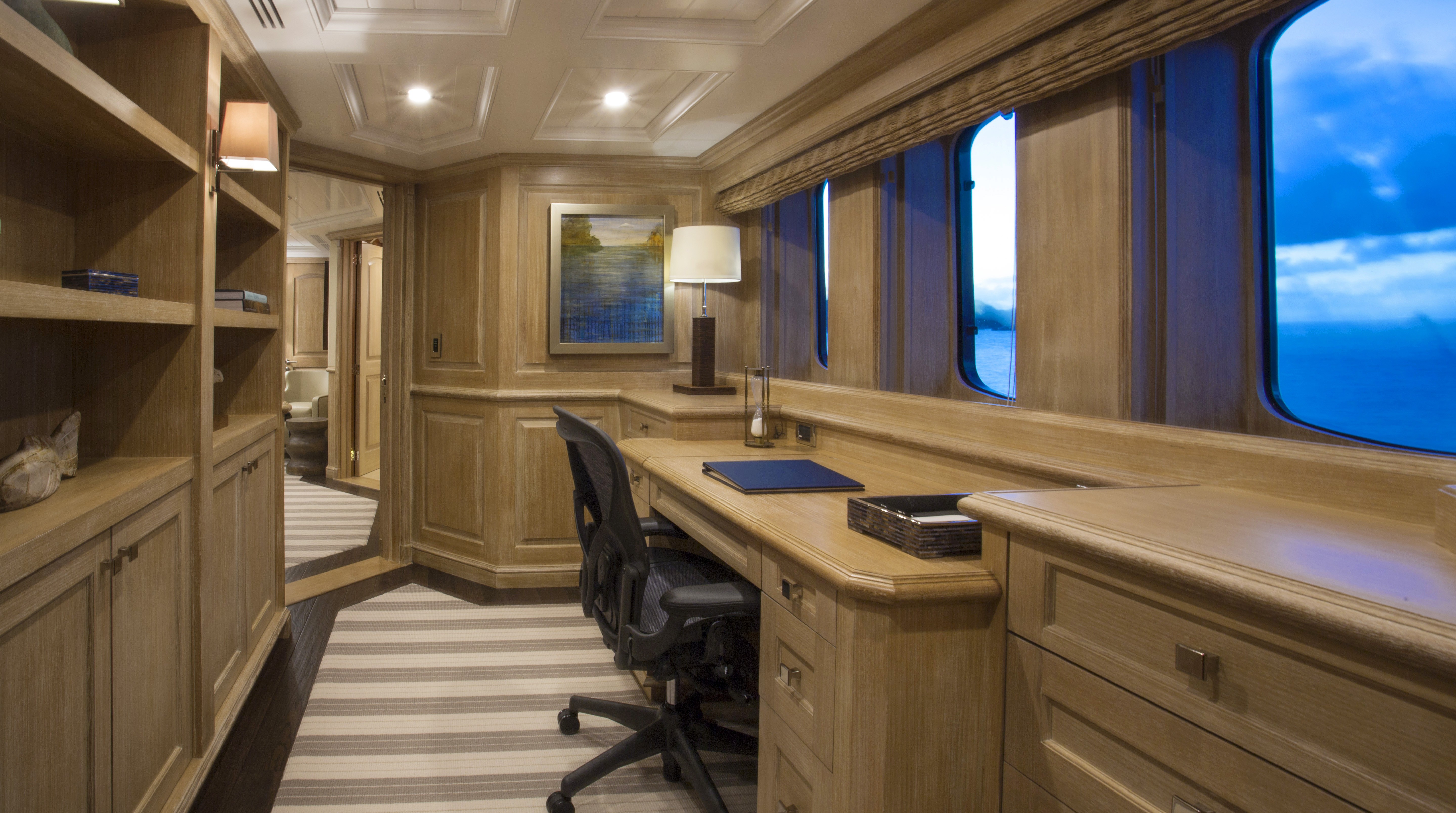 [49m-Yacht-BLU-470]-1461-112.jpg