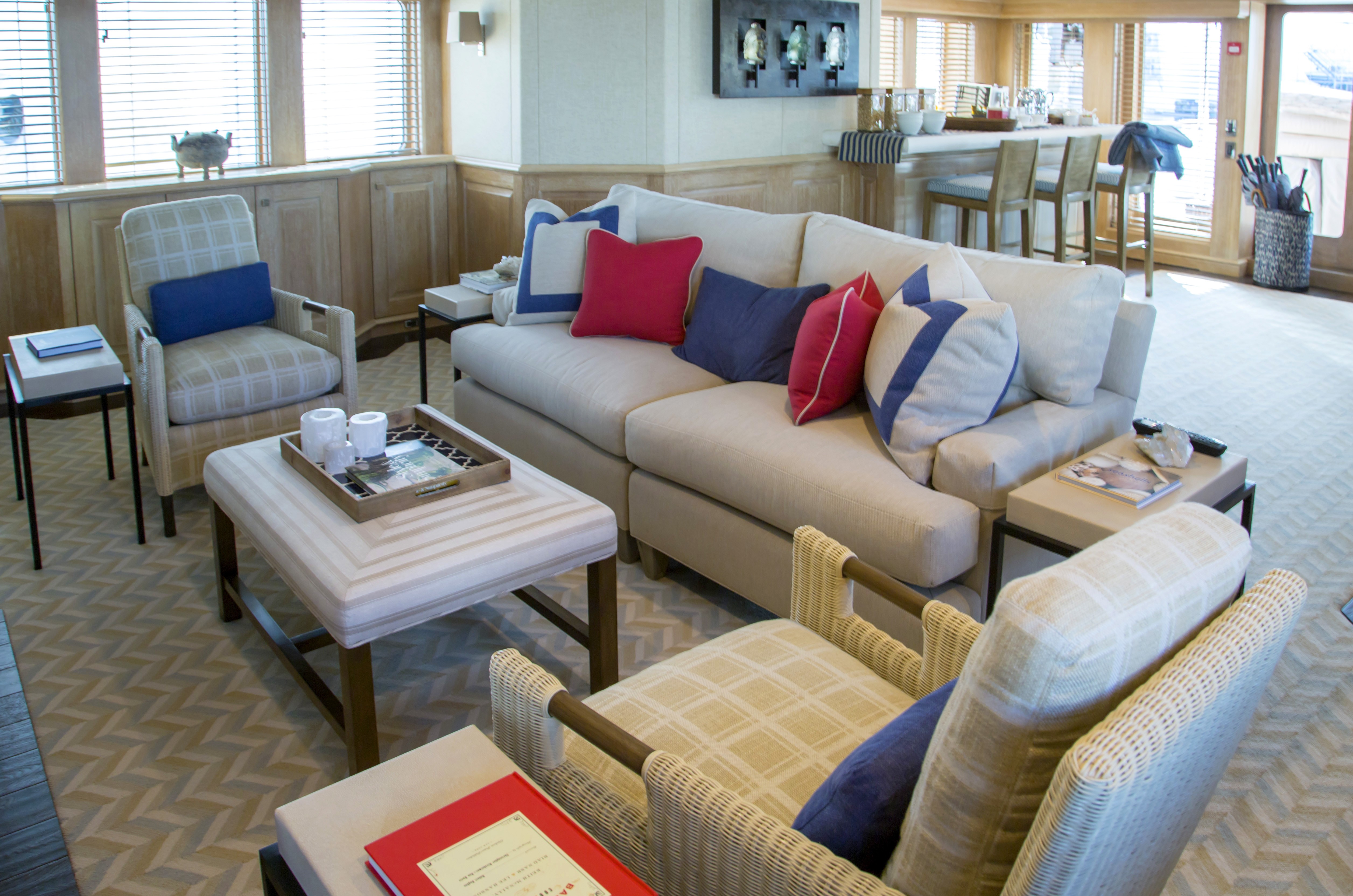 [49m-Yacht-BLU-470]-1461-113.jpg