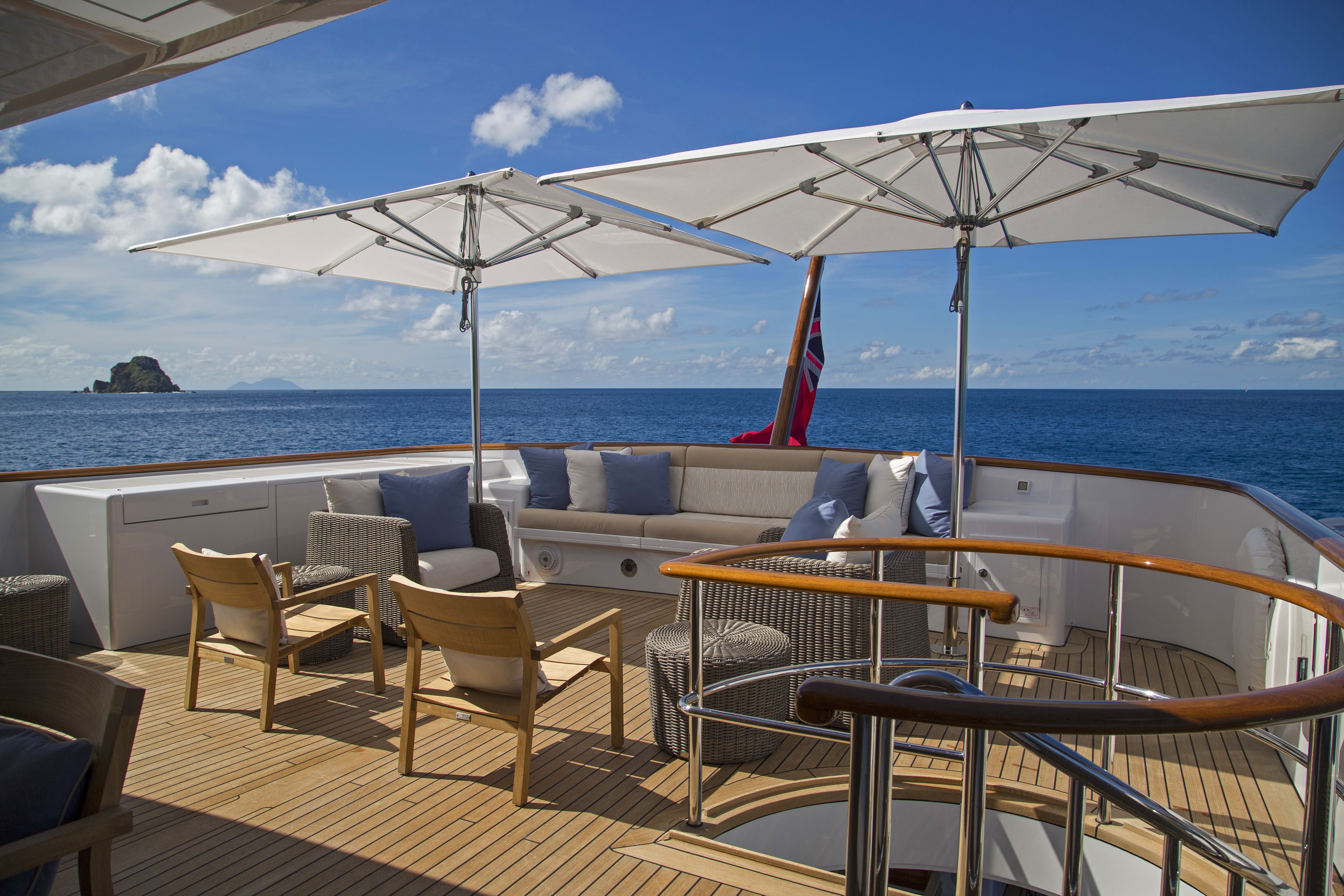 [49m-Yacht-BLU-470]-1461-23.jpg