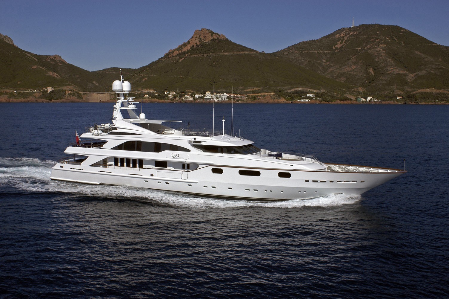 [49m-Yacht-QM-OF-LONDON]-1195-220.jpg