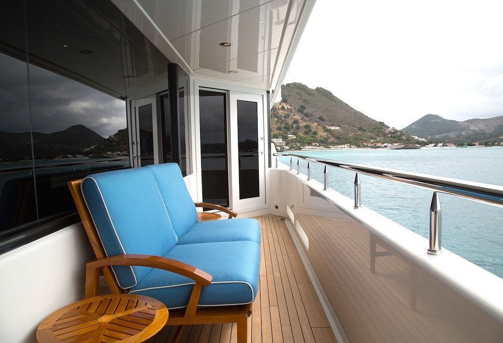 [49m-Yacht-TRENDING]-10486-180.jpg